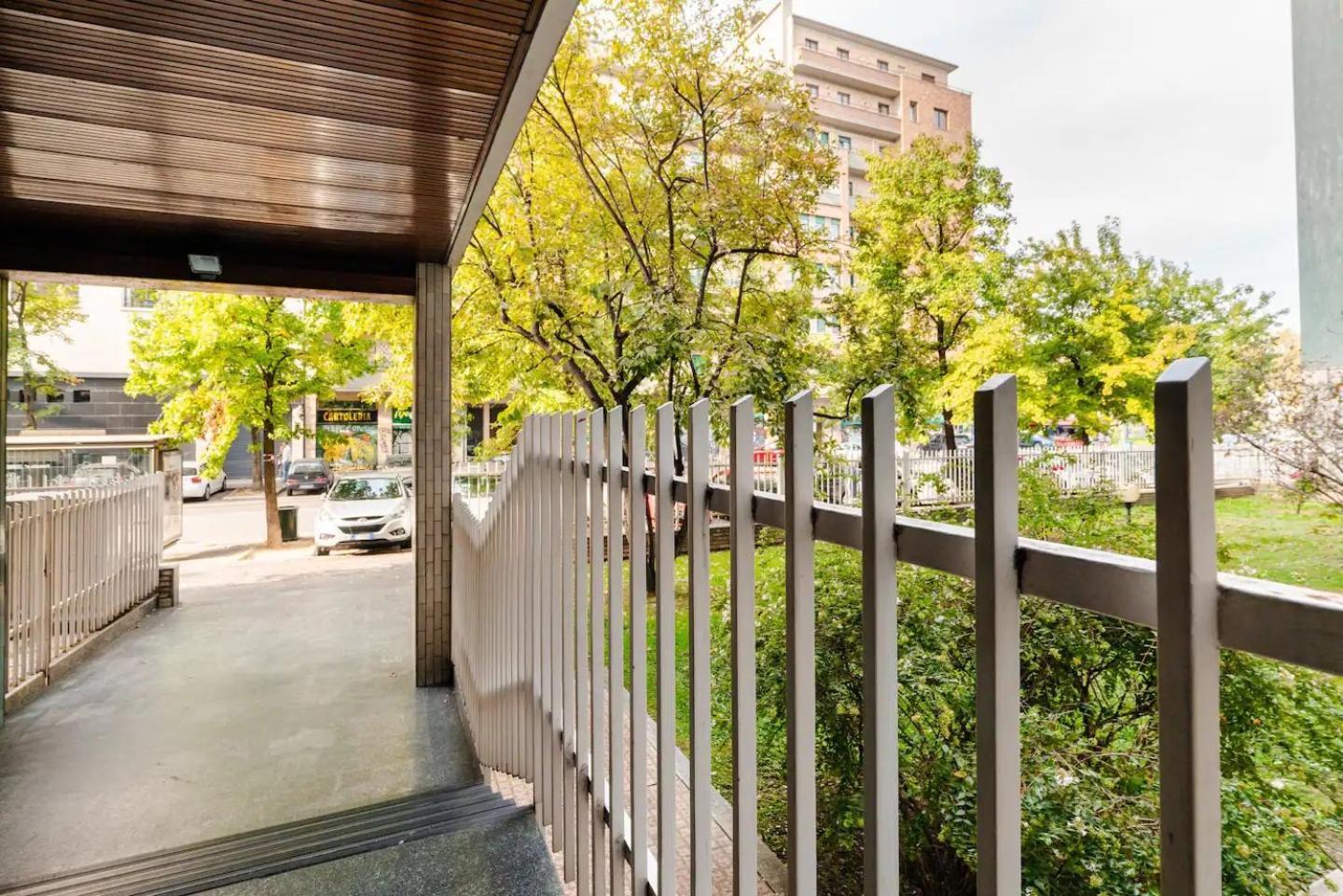 Giro 58, 2 Bedroom Apartament, Close To San Siro, Fiera And 10 Min Metro To Duomo — Photos 3